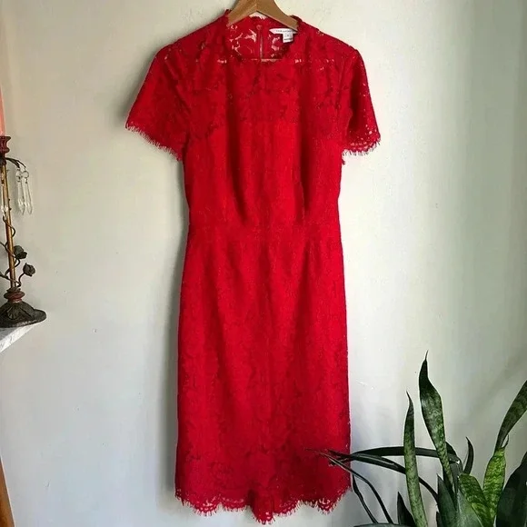 Diane von Furtenberg Alma lace dress size 6 Red. - Picture 4 of 8